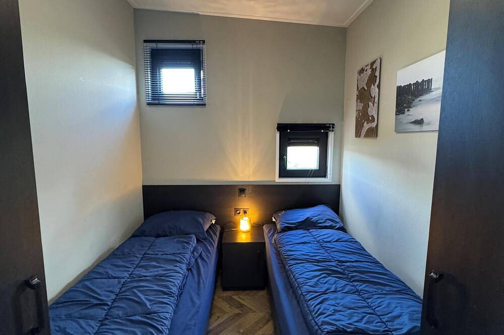 Neu: mit Airco - Modernes Chalet Steg Sixtysix Kampen für 6 Personen mit eingezä in Kampen, Veluwemeer