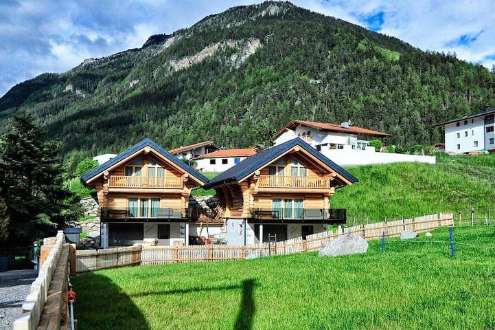 Chalet für 6 Personen, mit Garten und Balkon sowie Sauna in Pfunds