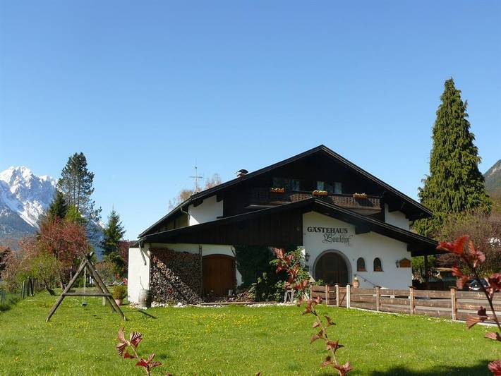 Ferienwohnung für 3 Personen, mit Terrasse und Garten in Garmisch-Partenkirchen