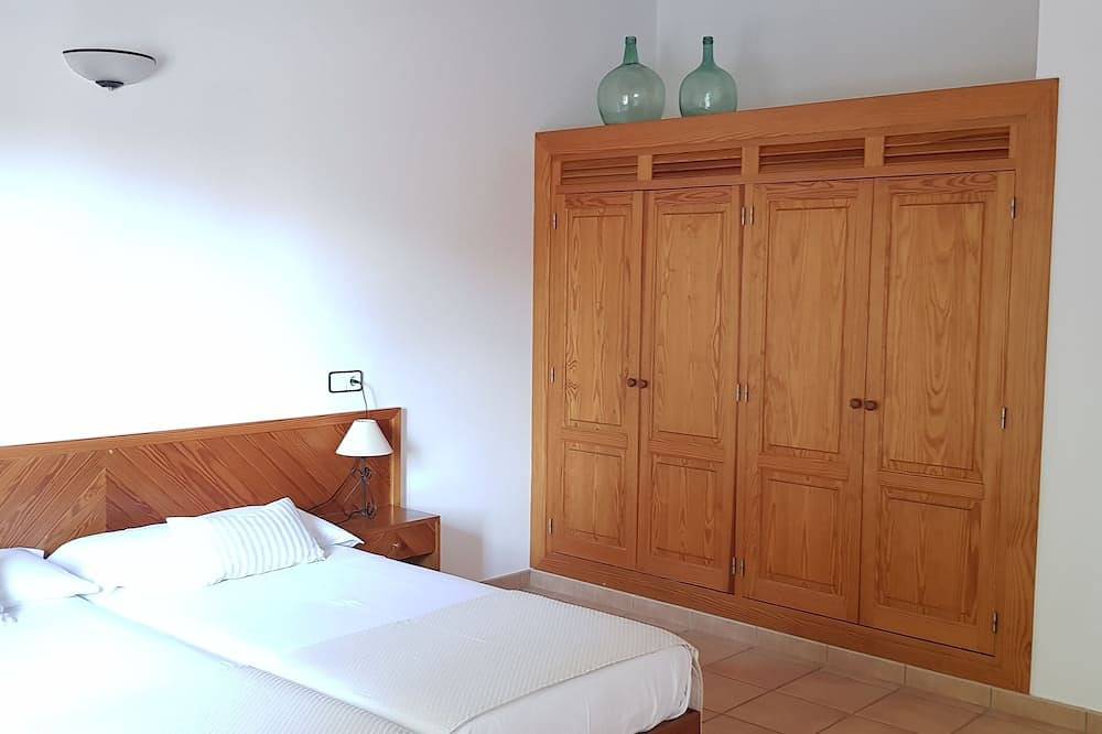 Sant Ferran De Ses Roques: Country Cottage / Gite - Sant ferran in Es Pujols, Formentera