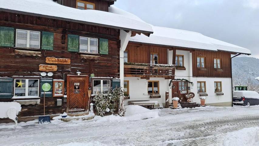 Ferienwohnung für 3 Personen, mit Ausblick und Garten - 1
