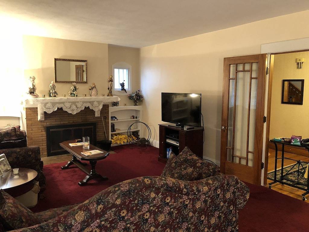 Schönes großes Kolonialhaus in Syracuse, Onondaga County