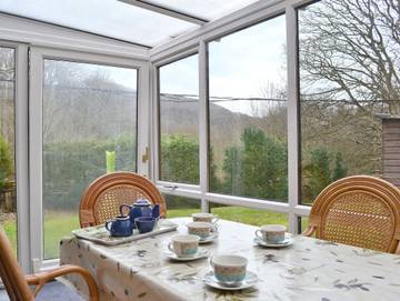 Vacation Rental for 5 Guests in Gwynedd, North-Wales, Picture 4