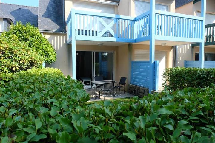 Gîte pour 4 personnes, avec Terrasse et Jardin dans Plage Kerleven