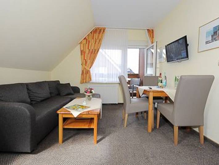 Ferienwohnung für 3 Personen, mit Balkon, mit Haustier in Bensersiel - 2