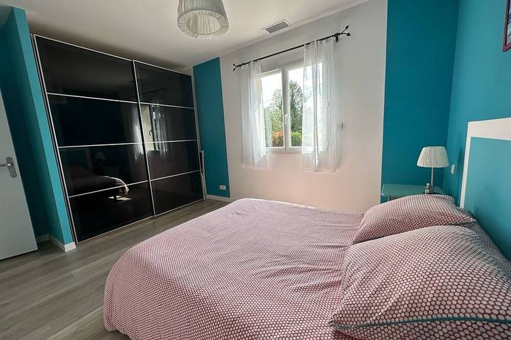 Location de vacances pour 8 personnes, avec terrasse ainsi que jardin et jacuzzi, animaux acceptés à Lapeyrouse-Fossat - 3