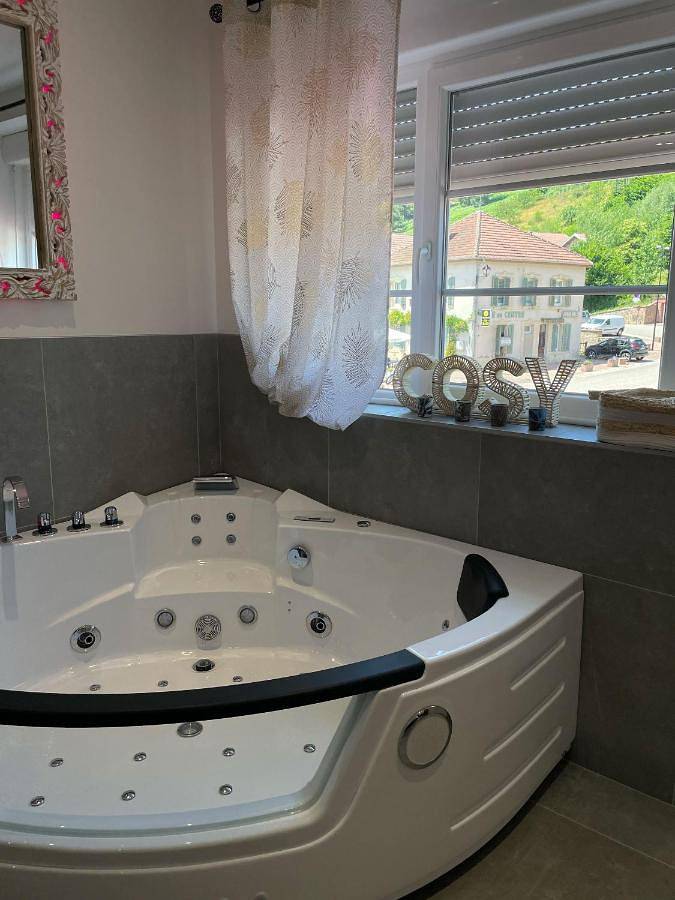 Appartement de vacances pour 2 personnes, avec vue ainsi que jardin et terrasse