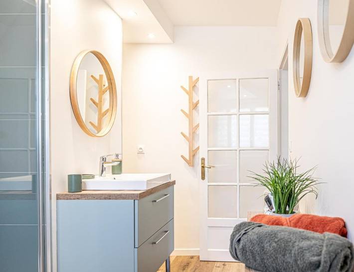 Location de vacances pour 2 personnes, avec vue et jardin à Lairoux - 3