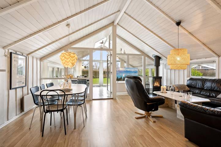 Ferienhaus für 8 Personen, mit Garten und Whirlpool sowie Sauna und Terrasse auf Fünen - 3