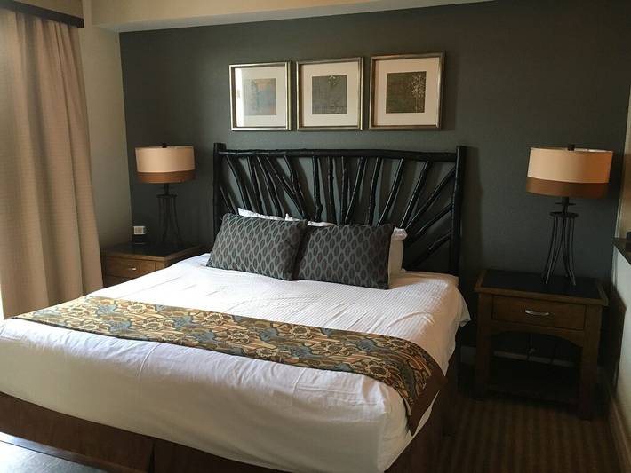 Vacation rental for 8 people, with hot tub and balcony as well as pool in Sevierville