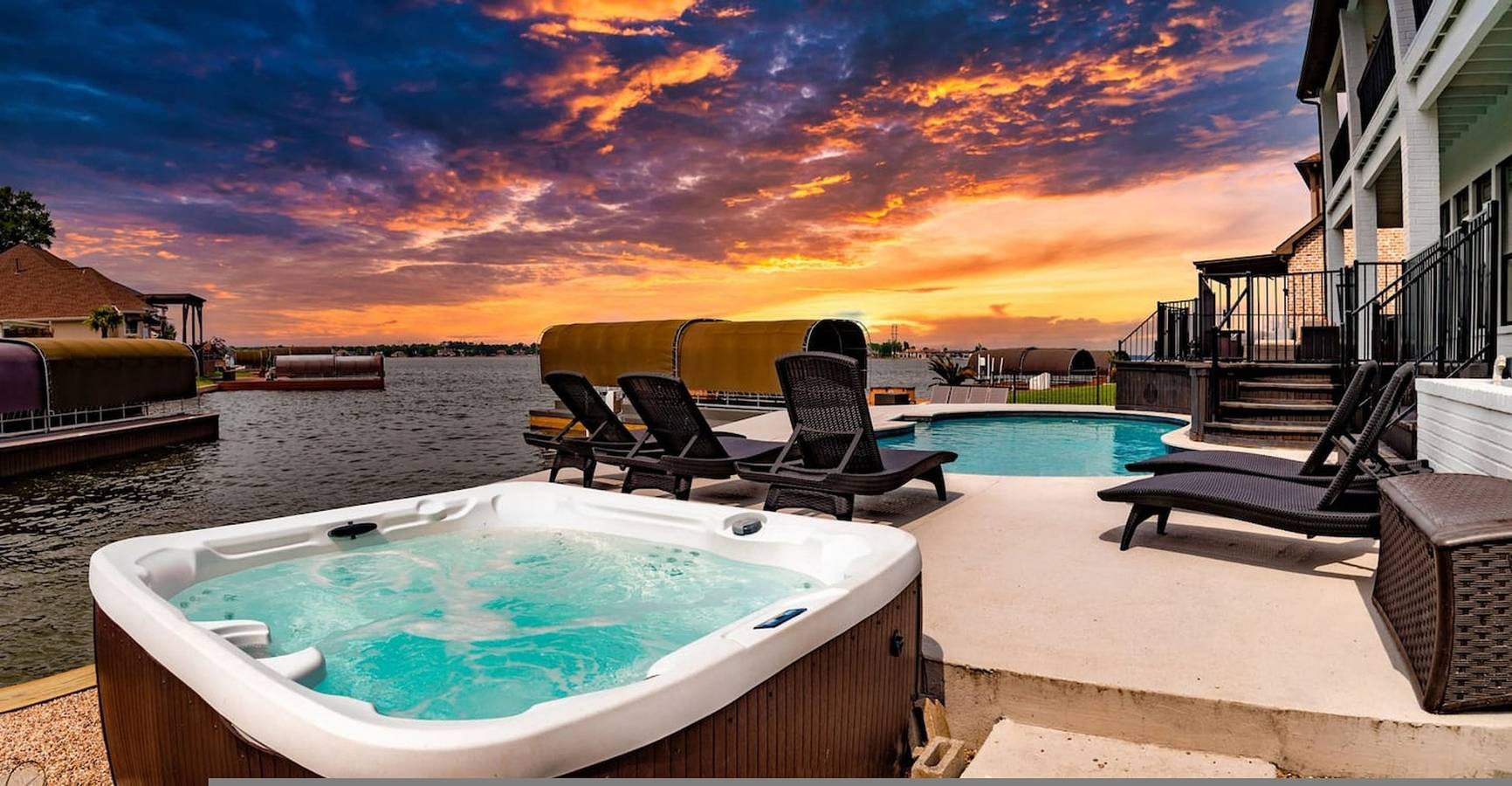 Villa für 15 Personen mit Pool in Lake Conroe