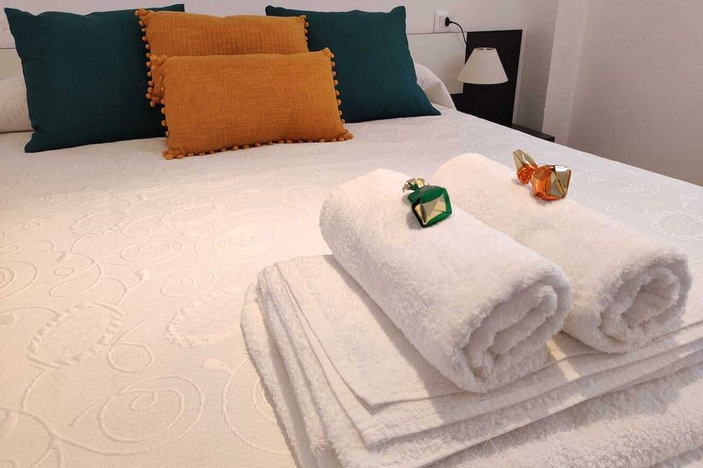 Apartamento entero, Entre la Alhambra y Sierra Nevada con Piscina in Entorno de Sierra Nevada, Cenes de la Vega