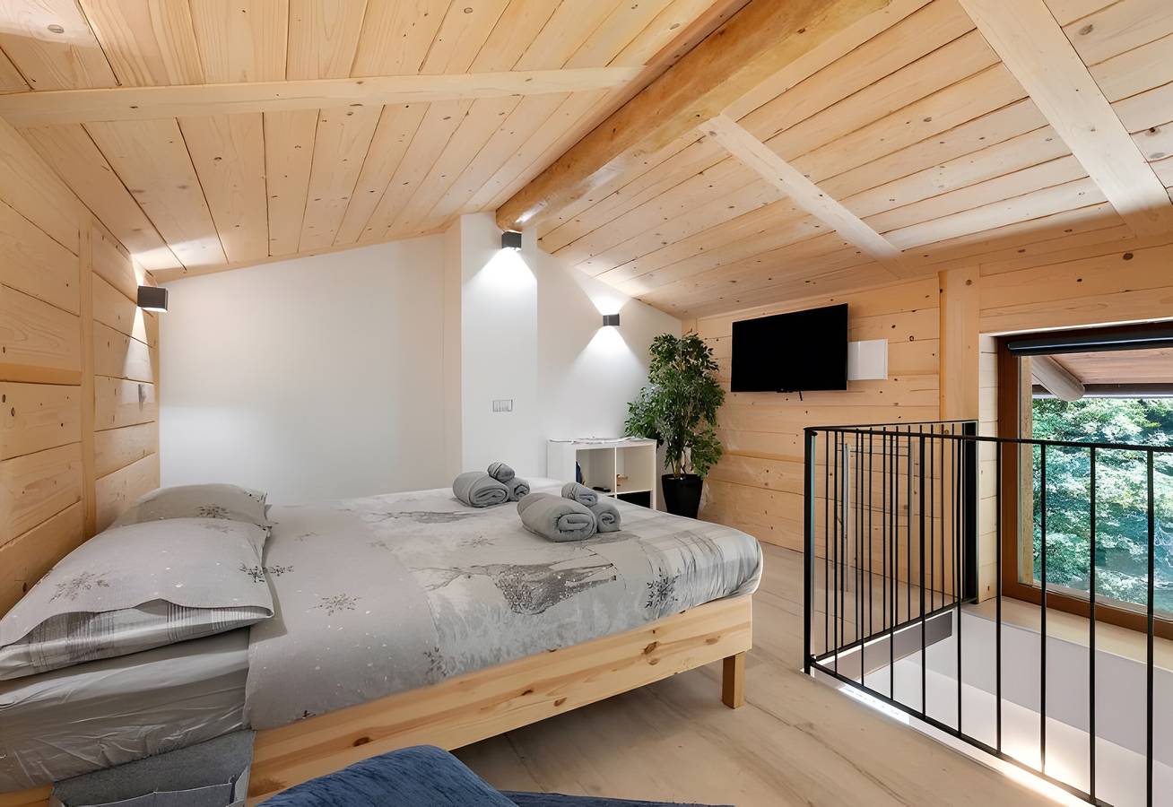 Appartement entier, Appartement « Cules » avec vue sur la montagne, Wi-Fi et climatisation in Bernezzo, Province de Coni