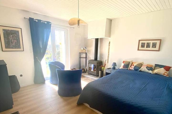 Location de vacances pour 9 personnes, avec jardin à Saint-Haon - 2