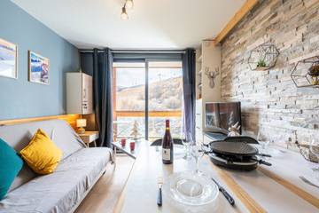 Gîte pour 4 personnes, avec piscine et balcon dans Office De Tourisme Du Corbier