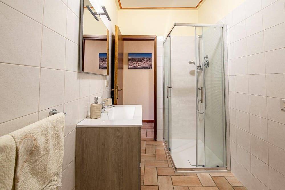 Ganze Wohnung, One Bedroom Apartment in Stia, Pratovecchio Stia
