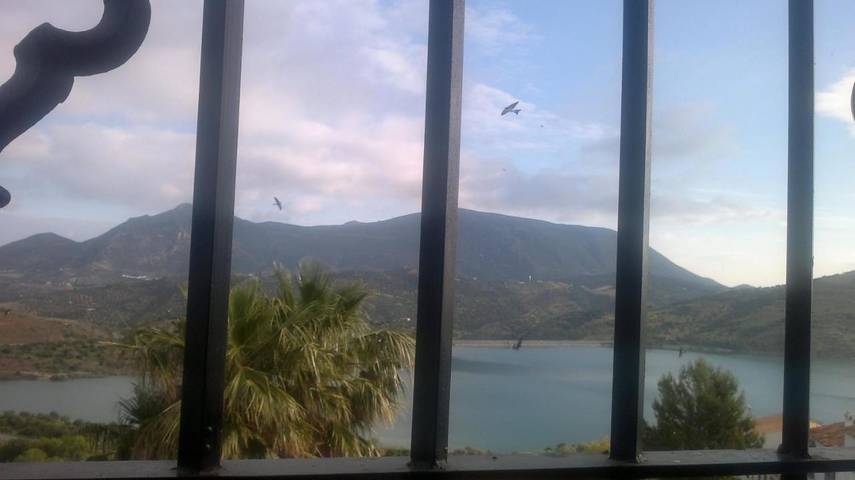 Casa rural para 5 personas, con Terraza además de Vistas al lago y Vistas en Zahara de la Sierra