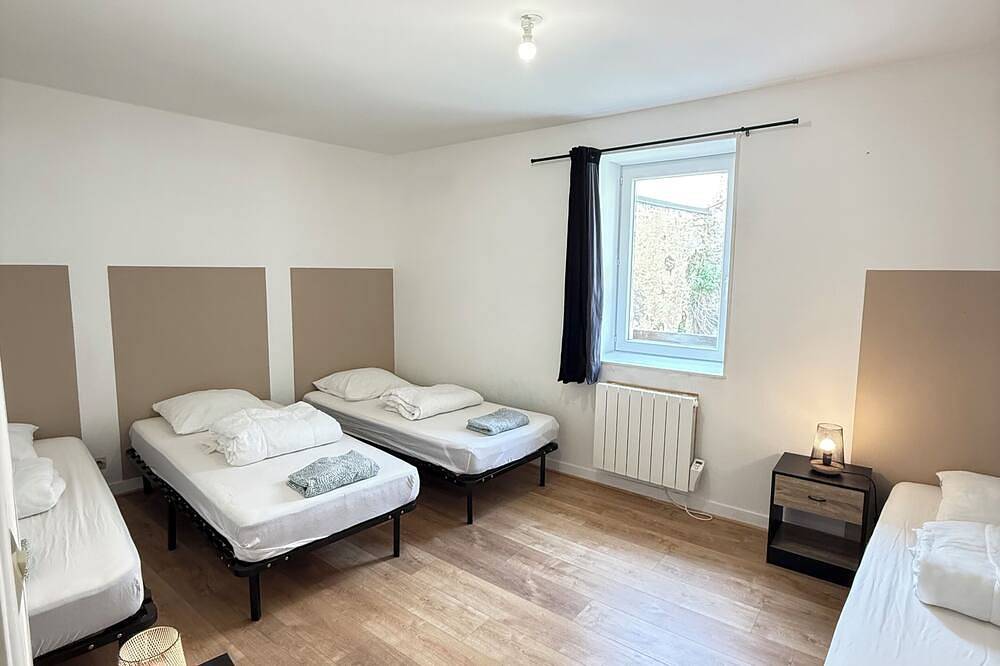 Ganze Wohnung, Town house 6p - Children's corner in Migné-Auxances, Vienne