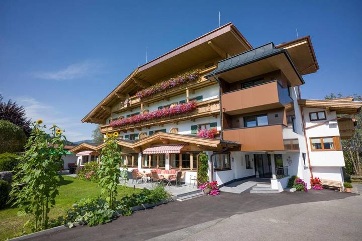 BnB für 2 Personen, mit Balkon und Terrasse sowie Garten und Sauna in Kirchberg in Tirol