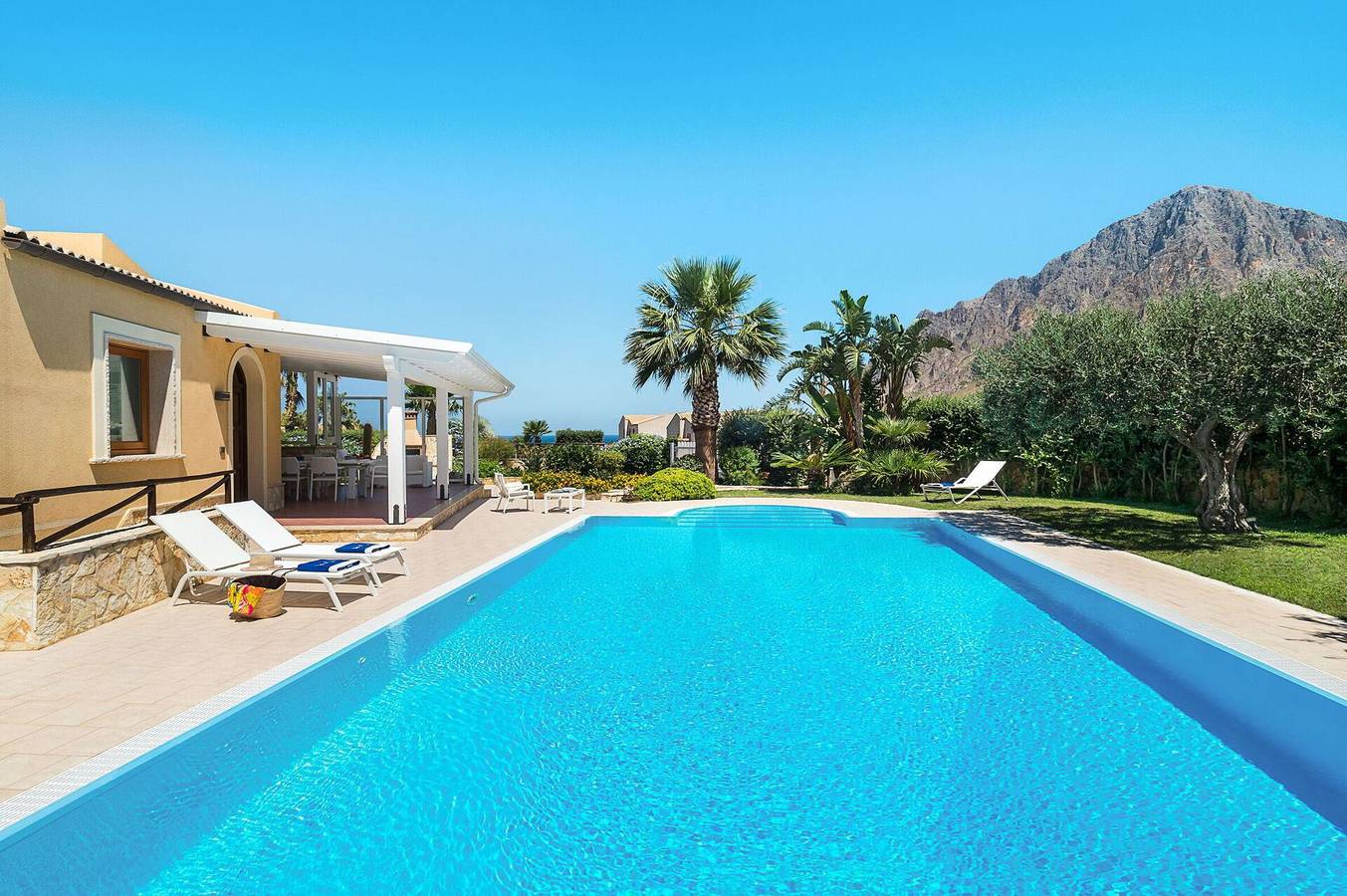 Afrodite in Custonaci, Trapani Provinz