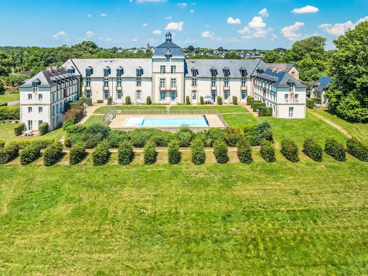 Appartement entier, Le Château de Kergonano in Baden (France), Côte des Mégalithes