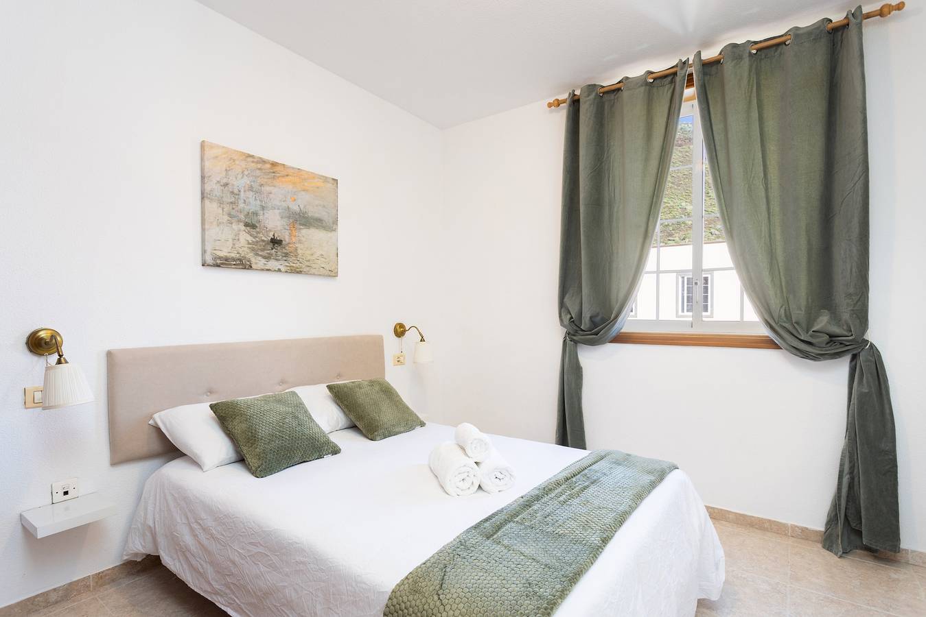 Tenohomes Stunning Family Retreat in Los Silos in San Bernardo, Los Silos