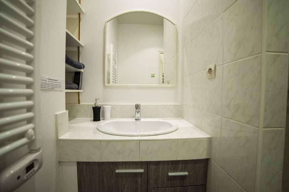 Apartamento entero, Very quiet apartment in Besançon 2 people in Butte-Grette, Besanzón