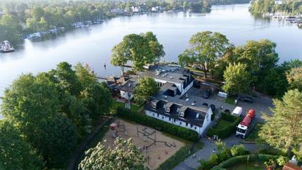 Hotel für 2 Personen, mit Garten und Whirlpool in Spandau