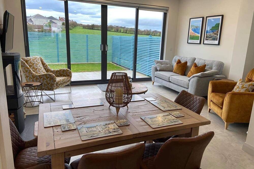 Holiday at the Hatherans in Portstewart, Grafschaft Londonderry
