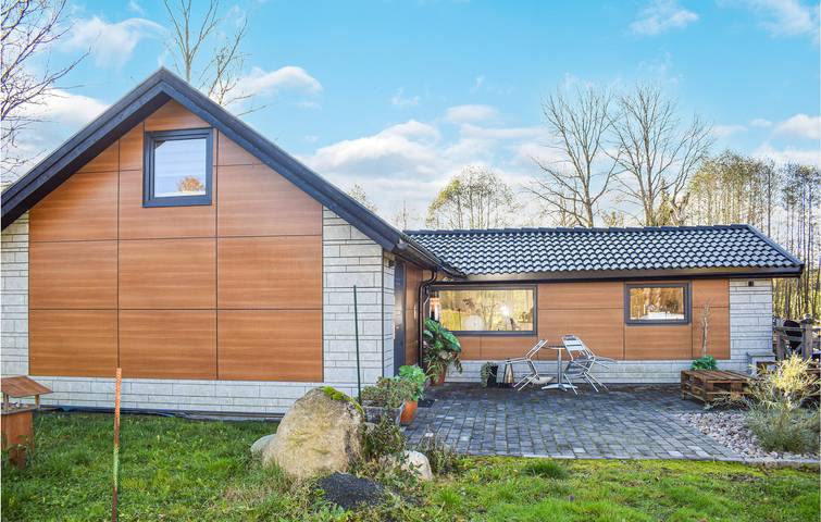 Ferienhaus für 4 Personen mit Garten in Jönköping, Vättern
