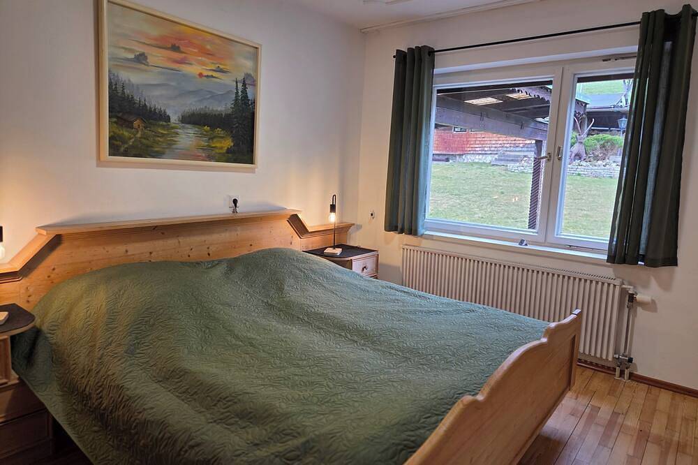 Ganze Wohnung, Apartment Albert: Ruhige Ferienwohnung direkt an der Altmühl *klimatisiert* in Pappenheim, Frankenalb