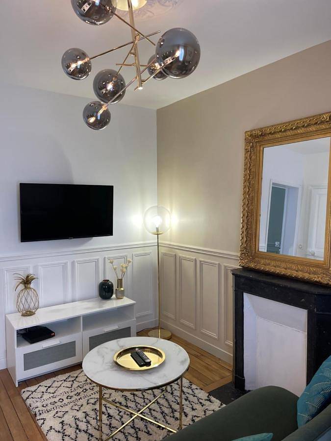 Appartement entier, Bella Mia - Chic apartment near Orly Rport 15mns frm Paris in Choisy-le-Roi, Val-de-Marne