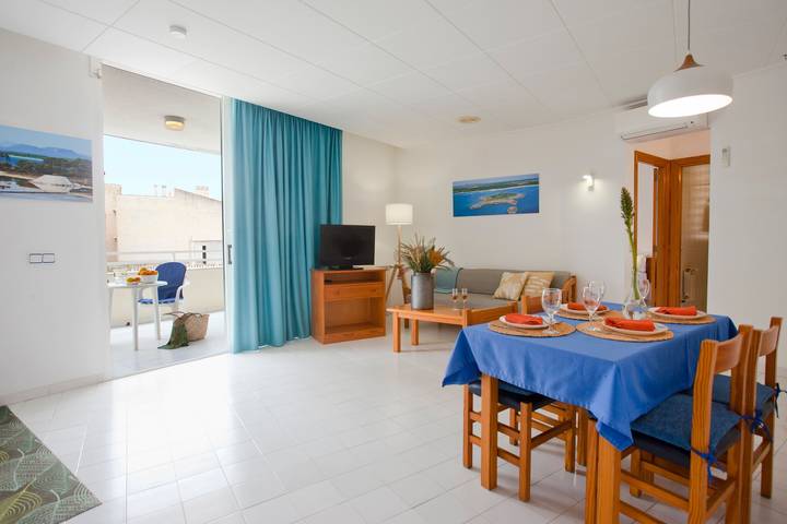 Geheel appartement, Appartement "Apartamento Es Trenc 2 Colonia de Sant Jordi" met Balkon, Wifi & Airconditioning in Colònia de Sant Jordi, Ses Salines