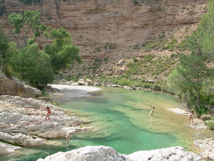 Hôtel pour 4 personnes, avec vue et jardin à Bierge - 2
