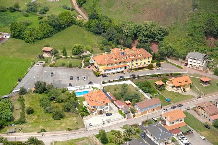Hôtel pour 10 personnes, avec jardin - 1