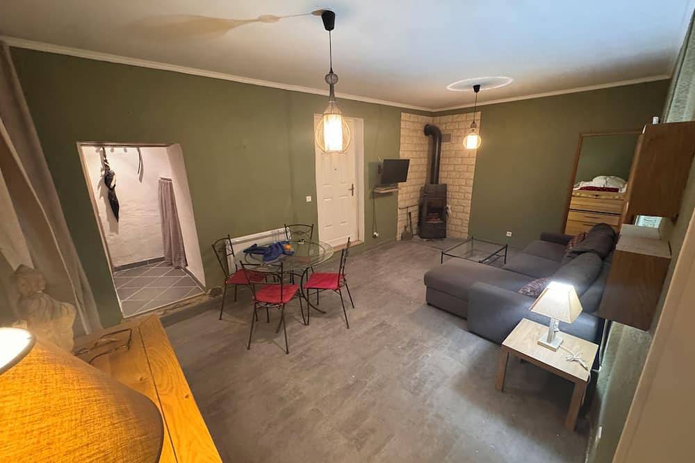 Appartement entier, Maison au village in Murato, Région de Calvi