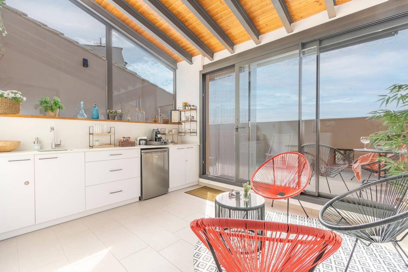 Apartamento entero, Apartamento 'Cal Comorera' con piscina privada, Wi-Fi y aire acondicionado in Masoteras, Provincia de Lleida