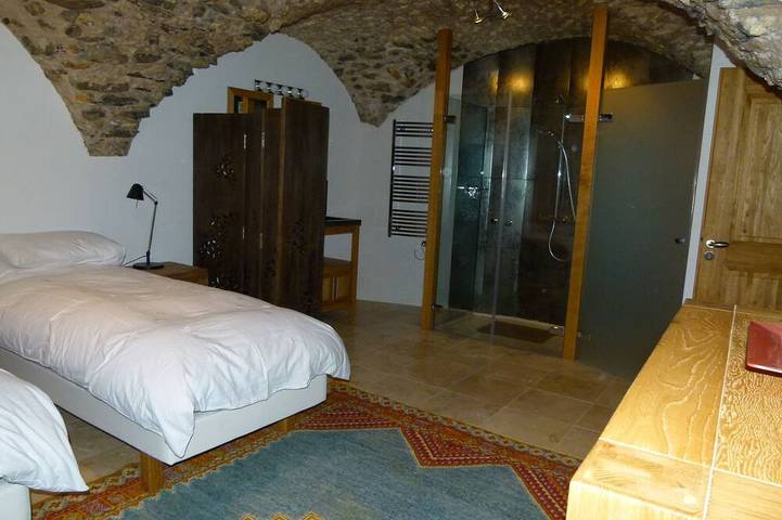 Gîte pour 10 personnes, avec jardin à Saint-Jean-de-Belleville - 2