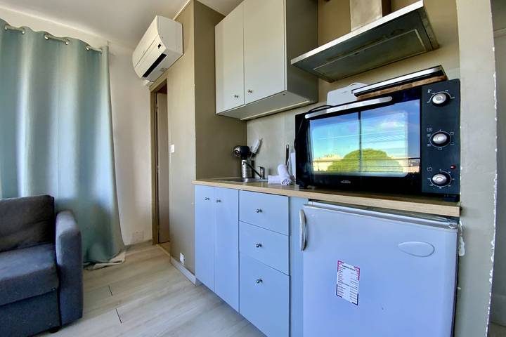 Studio entier, Le Cocon Graulen – Studio lumineux à Port Camargue proche plage in Port Camargue, Le Grau-du-Roi