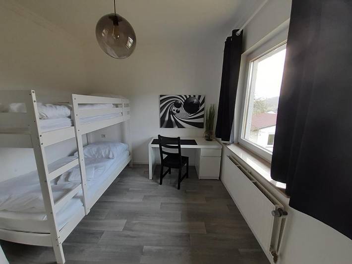 Ferienwohnung für 6 Personen, mit Whirlpool und Terrasse sowie Garten und Pool in Niedenstein - 3