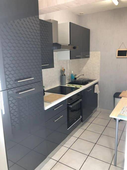 Gîte pour 6 personnes, avec jardin et vue à Villié-Morgon - 3