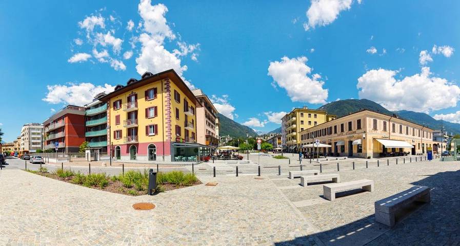 Gîte pour 4 personnes, avec balcon et vue à Sondrio - 2