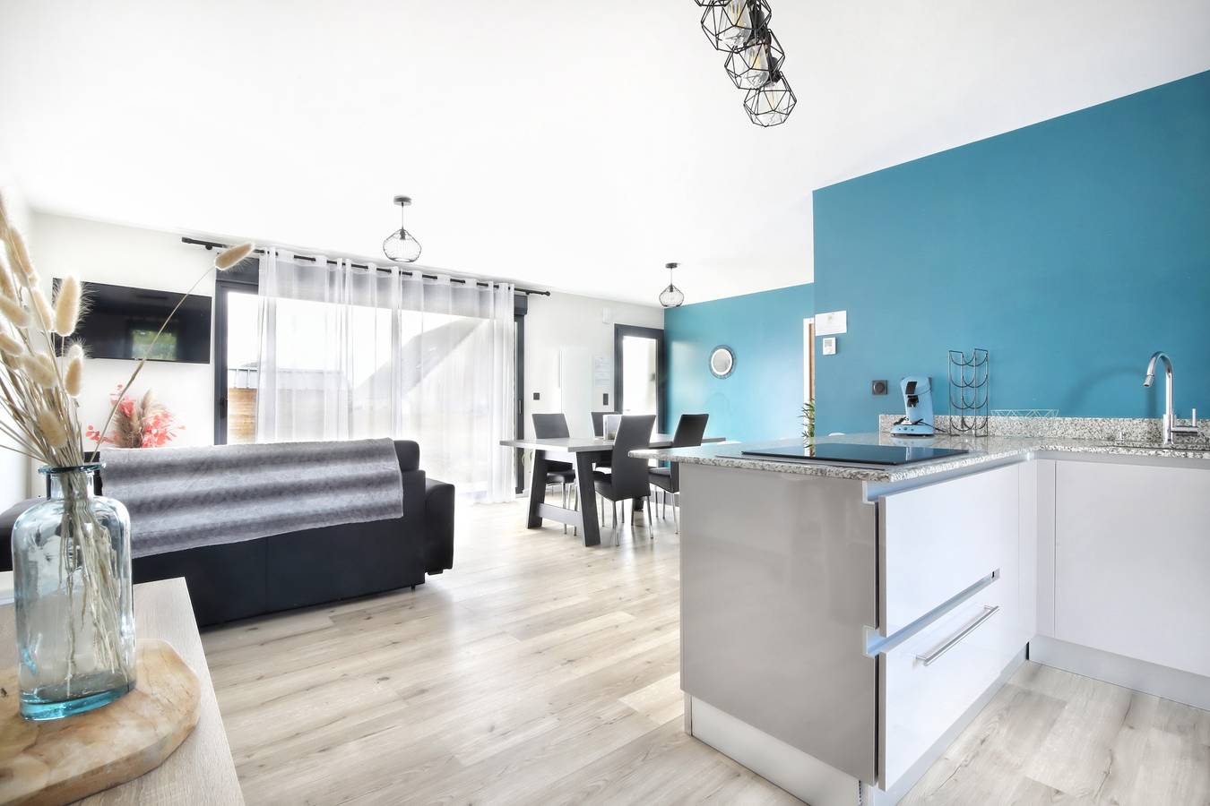 Ferienhaus für 8 Personen mit Whirlpool in Saint-Jean-de-la-Rivière, Côte de la Déroute