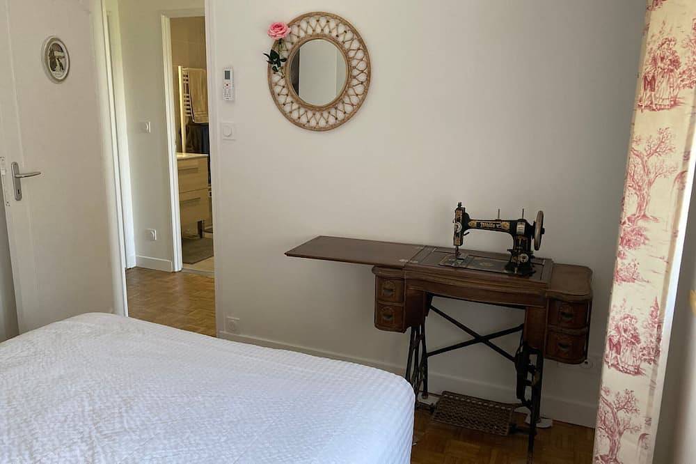 Quiet cottage with garden and wifi in Saint-Doulchard in Saint-Doulchard, Bourges region