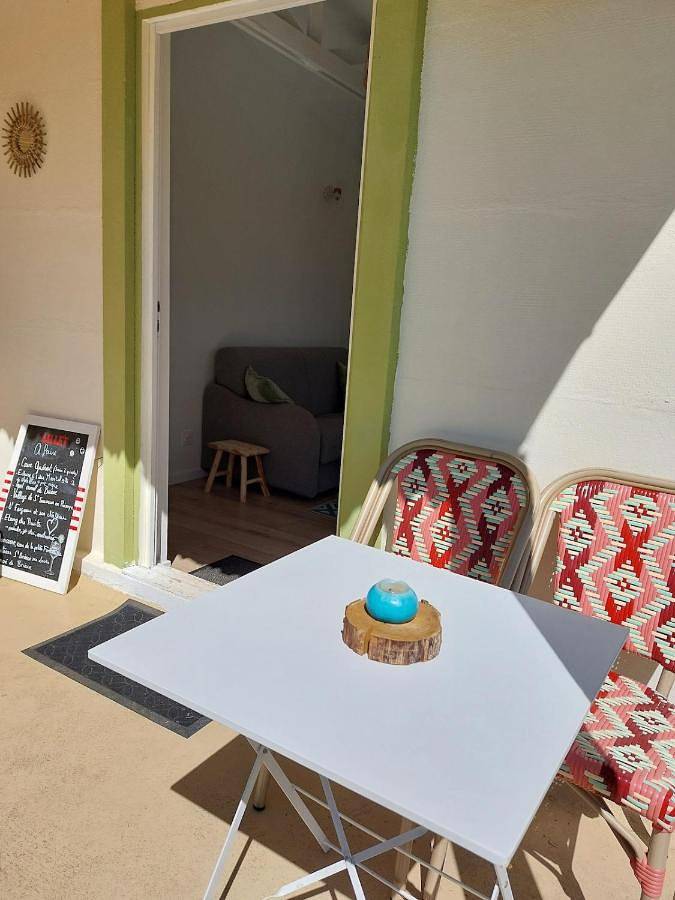 Location de vacances pour 15 personnes, avec terrasse ainsi que jardin et vue, animaux acceptés à Beaulieu-sur-Loire - 3