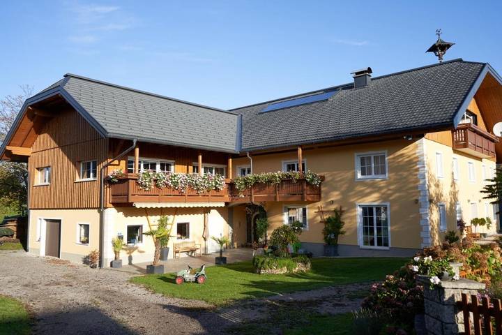 Ferienwohnung für 4 Personen, mit Ausblick und Terrasse