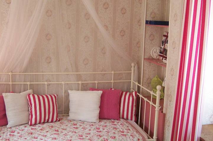 Location de vacances pour 4 personnes, avec jardin dans Port de Gourmalon - 3