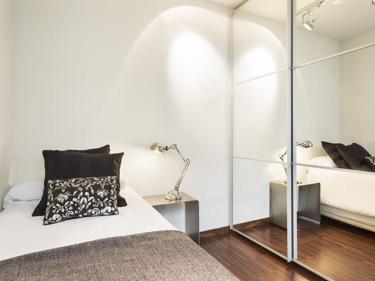 Geheel vakantieappartement, Vakantieappartement voor 4 personen met balkon in Barcelona Centre, Barcelona