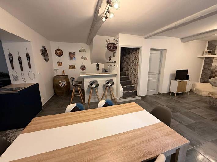 Location de vacances pour 7 personnes, avec terrasse et vue, animaux acceptés à Trausse - 3