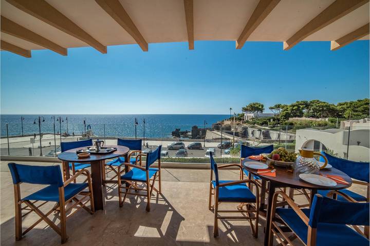Villa für 11 Personen, mit Terrasse und Meerblick in Italien - 3